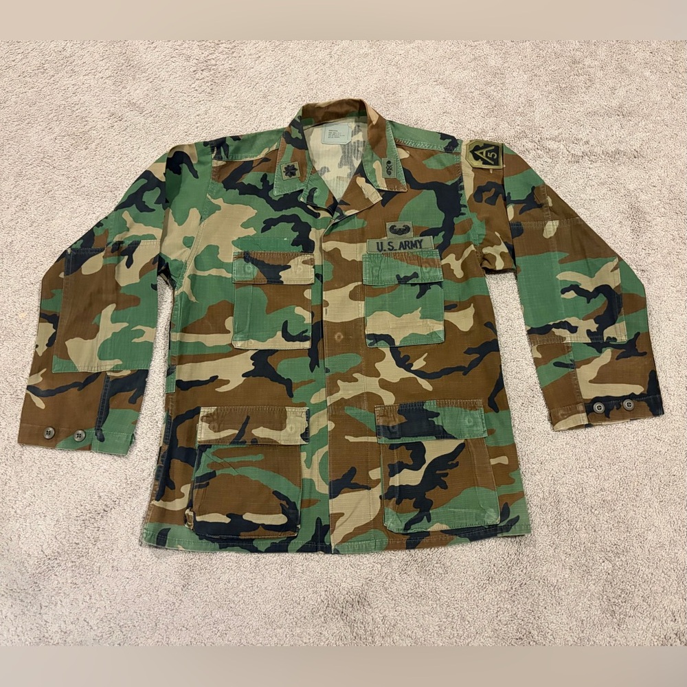 Vintage US ARMY Jacket Woodland Camouflage Hot Weather Coat Sz Medium Regular